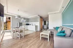 Apartamenty Sun & Snow Hel Żeromskiego - w pobliżu lasu i plaży - Hel