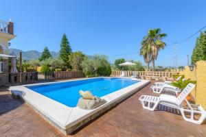 Cubos Villa Torre Encina