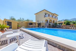 Cubos Villa Torre Encina