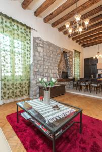 Old Palace Apartment 