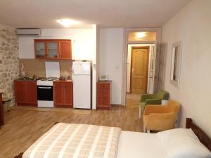 Apartments Historic Stone House