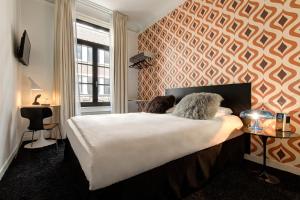 Small Double Room room in Vintage Hotel Brussels