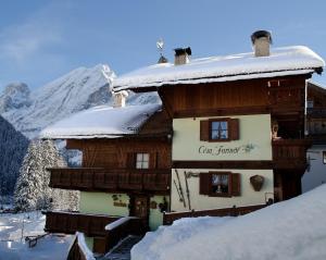 Panzió Cesa Farinol Canazei Olaszország