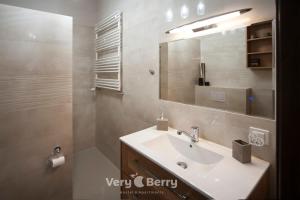 Very Berry - Orzeszkowej 16 - MTP Apartment, parking, check in 24h