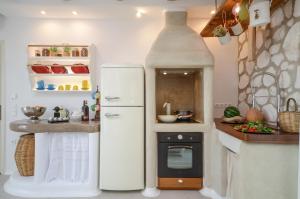 Naxos Euphoria Suites