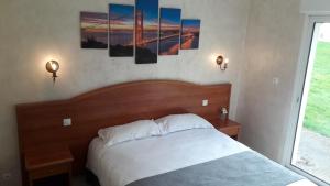 Hotels Logis - Hostellerie Le Chatel Nangis : photos des chambres