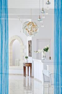 Mrs Chryssana Beach Hotel