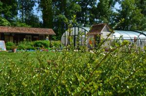 Campings Camping Le Val de Trie : photos des chambres