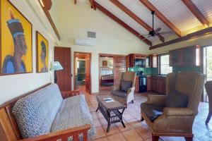 Condo #22 @ Beachside Villas