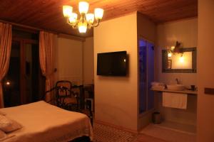 Tom Square Boutique Hotel