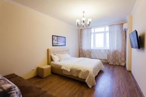 Apartment with two Bedroom on Bazhana 8b