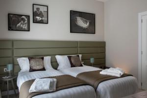Twin Room room in Naplesuite