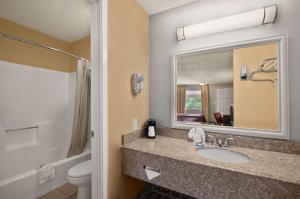 Super 8 by Wyndham Corsicana