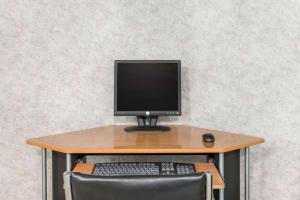 Super 8 by Wyndham Hancock MD