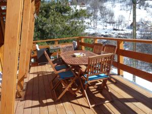 B&B / Chambres d'hotes Les marmottes d Estenc : photos des chambres