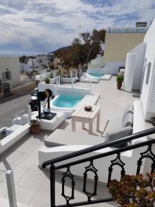 Amera Suites Santorini Greece