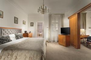 Deluxe Double or Twin Room room in Hotel Pod Věží
