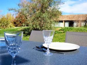 Appartements Appartement wifi, piscine, spa, clim, +velo a Arles en Camargue pour 6 pers : photos des chambres