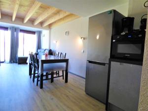 Appartements Appartement wifi, piscine, spa, clim, +velo a Arles en Camargue pour 6 pers : photos des chambres