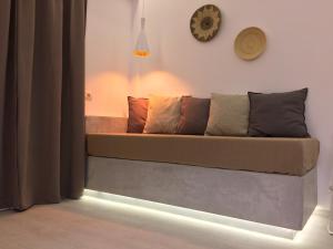 Light Blue Window Kamari