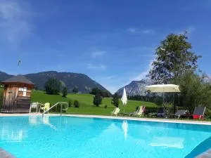 豪斯尔因姆沃尔德兰德酒店 - Tipschern