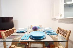 Monsalves Courtyard by Valcambre