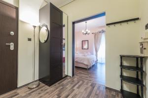 Athens Mini Suite