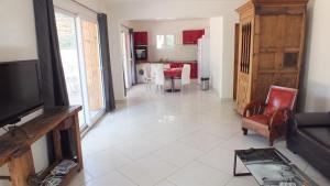 Maisons de vacances La Petite Maison Sous les Pins : photos des chambres