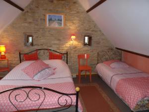 B&B / Chambres d'hotes Chambres et Tables d'hotes a l'Auberge Touristique : photos des chambres