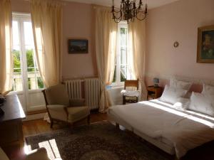 B&B / Chambres d'hotes La chambre au Chateau : photos des chambres