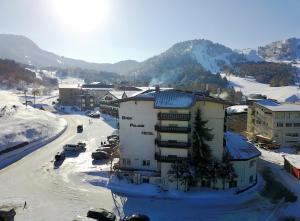 Shiga Palace Hotel