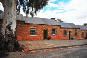 Emma Tiver Heritage Cottage