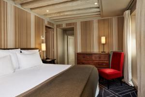 Hotels Le Pavillon de la Reine & Spa : photos des chambres