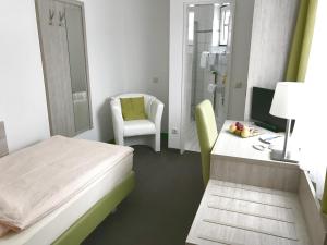 Single Room room in Hotel Hinz