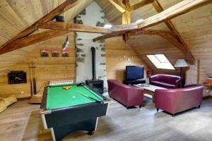 4 star chalet Le Pic V&eacute;nosc France