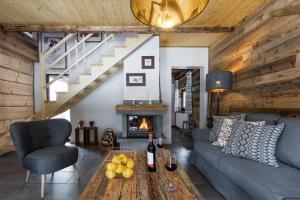 Mountain Shelter CH41