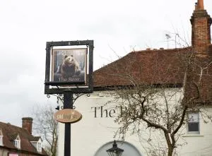 The Bear Hotel by Greene King Inns - Froxfield