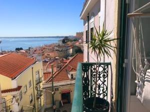 Alfama Patio Apartments