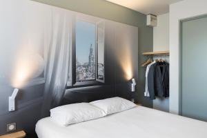 Hotels B&B HOTEL AVRANCHES Baie du Mont St-Michel : photos des chambres