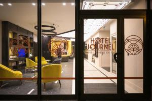 Hotels Best Western Hotel Journel Saint-Laurent-du-Var : photos des chambres