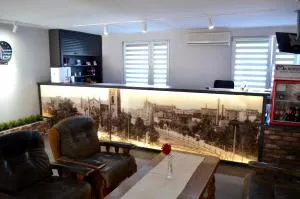 马林诺夫斯基城市旅舍 - Toszek