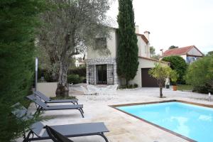 Maisons de vacances Superbe villa de charme avec piscine chauffee : photos des chambres