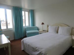 Hotels Hotel Cote d'Opale : Chambre Familiale