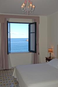 Economy Double or Twin Room with Sea View room in Hotel Lido Mediterranee