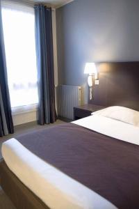 Hotels Hotel Sophie Germain : photos des chambres