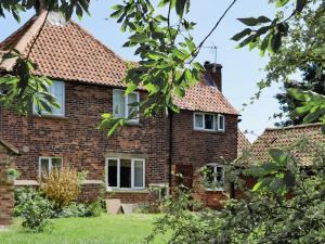 Groom's Cottage