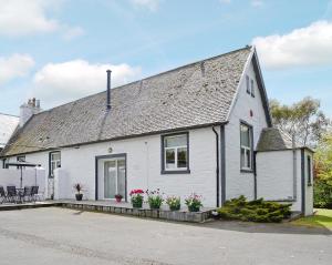 4 star Коттедж Old School Странрар Великобританiя