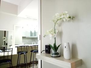 NEW CONDO UNIT@PALMTREE VILLAS NEAR NAIA3