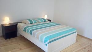 Apartments by the sea Murter - 12716