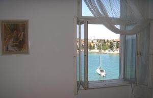 Apartments by the sea Zadar - 13291